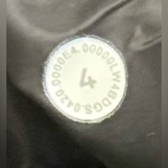 Lululemon Non-Stop Bomber Jacket *Reversible in Black (Released 2022) - 4 - Picture 6 of 12